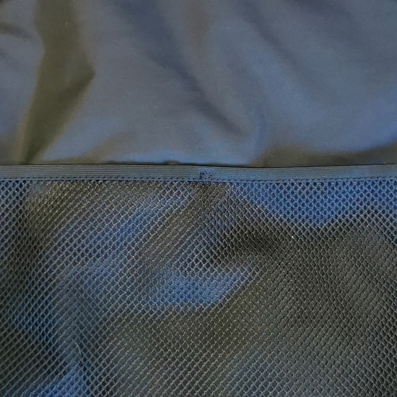 𝅺PINK Victoria's S Padded Drawstring Bucket Bag NWT New - Picture 4 of 6